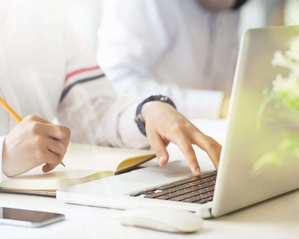 cómo citar una página web cómo citar una página web